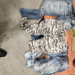 3 Rock REVIVAL 31 WAIST JEANS