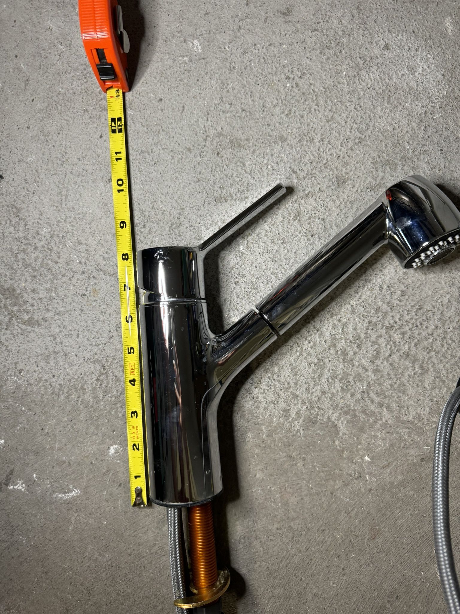 Chrome Moen Kitchen Faucet for Sale in Las Vegas, NV OfferUp