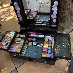 Portable Makeup Vanity 