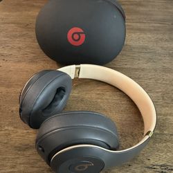 Beats Studio 3