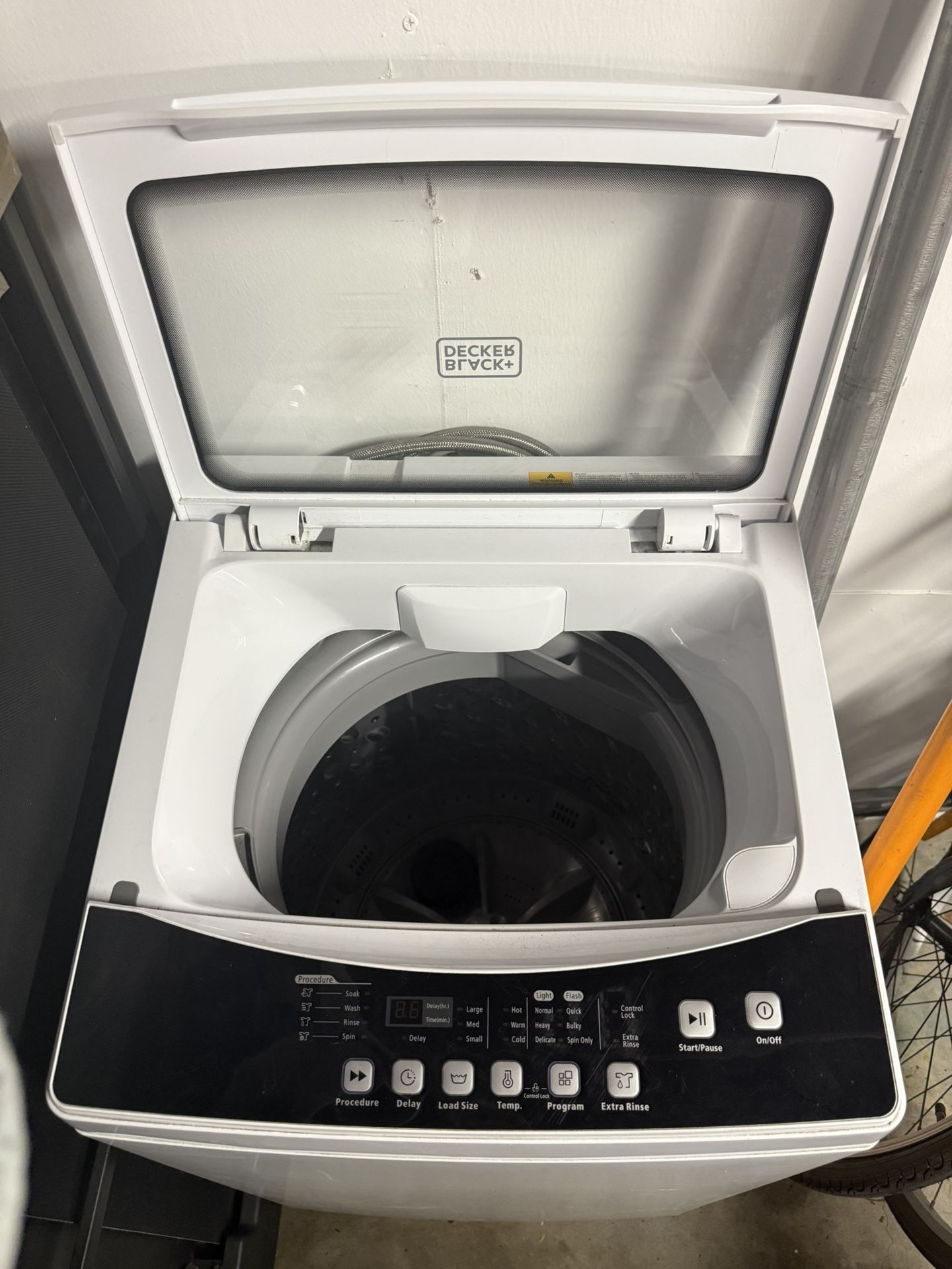 BLACK+DECKER Small Portable Washer, Washing Machine for Household Use, Portable Washer