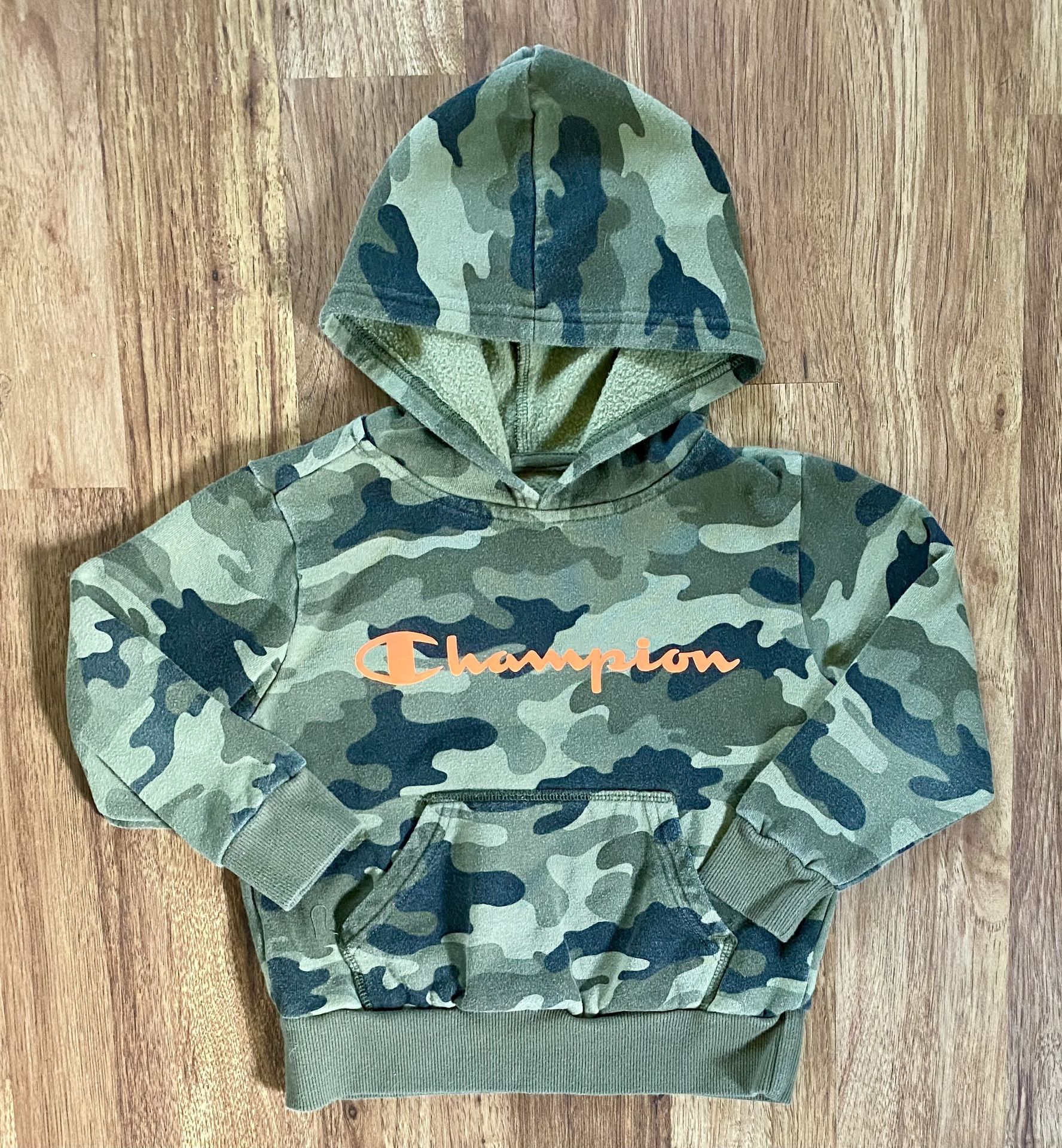 Boys 5 Champion Camouflage Hooded Sweatshirt