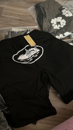 Black Corteiz shorts