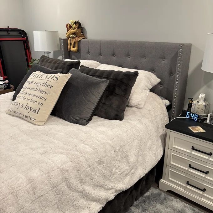 Queen bed frame- like New