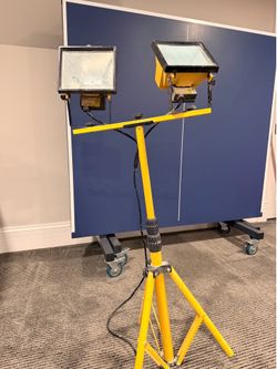 ProLite with adjustable tripod