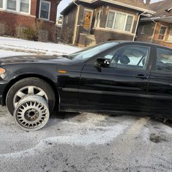 Bmw15” Wheels With Good Center Caps!