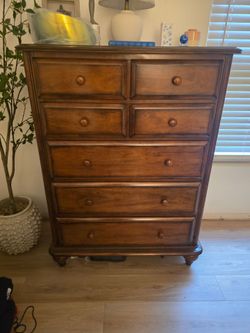 ISO (NOT SELLING) American Signature Long Dresser