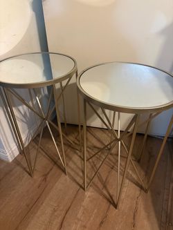Set of 2 Gold Metal Round Side Tables