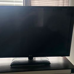 45" LG TV *BONUS FIRE STICK*