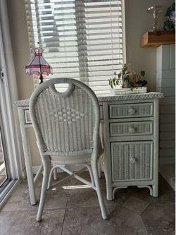 Desk & Chair Set