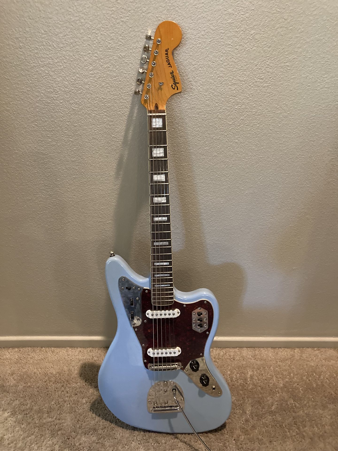 Squier Jaguar Guitar
