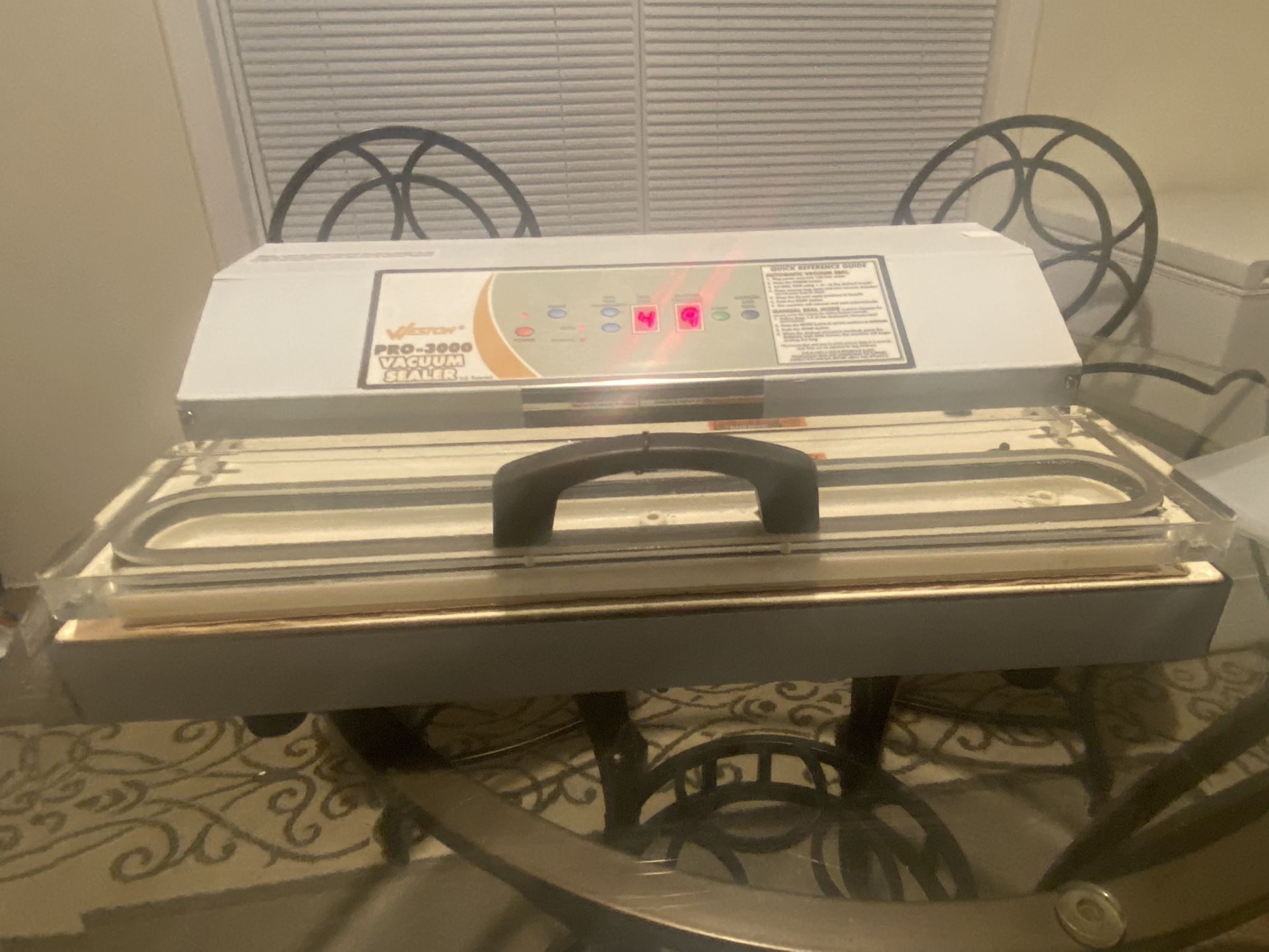 Weston - Pro-3000 Stainless Steel Vacuum Sealer - STAINLESS STEEL