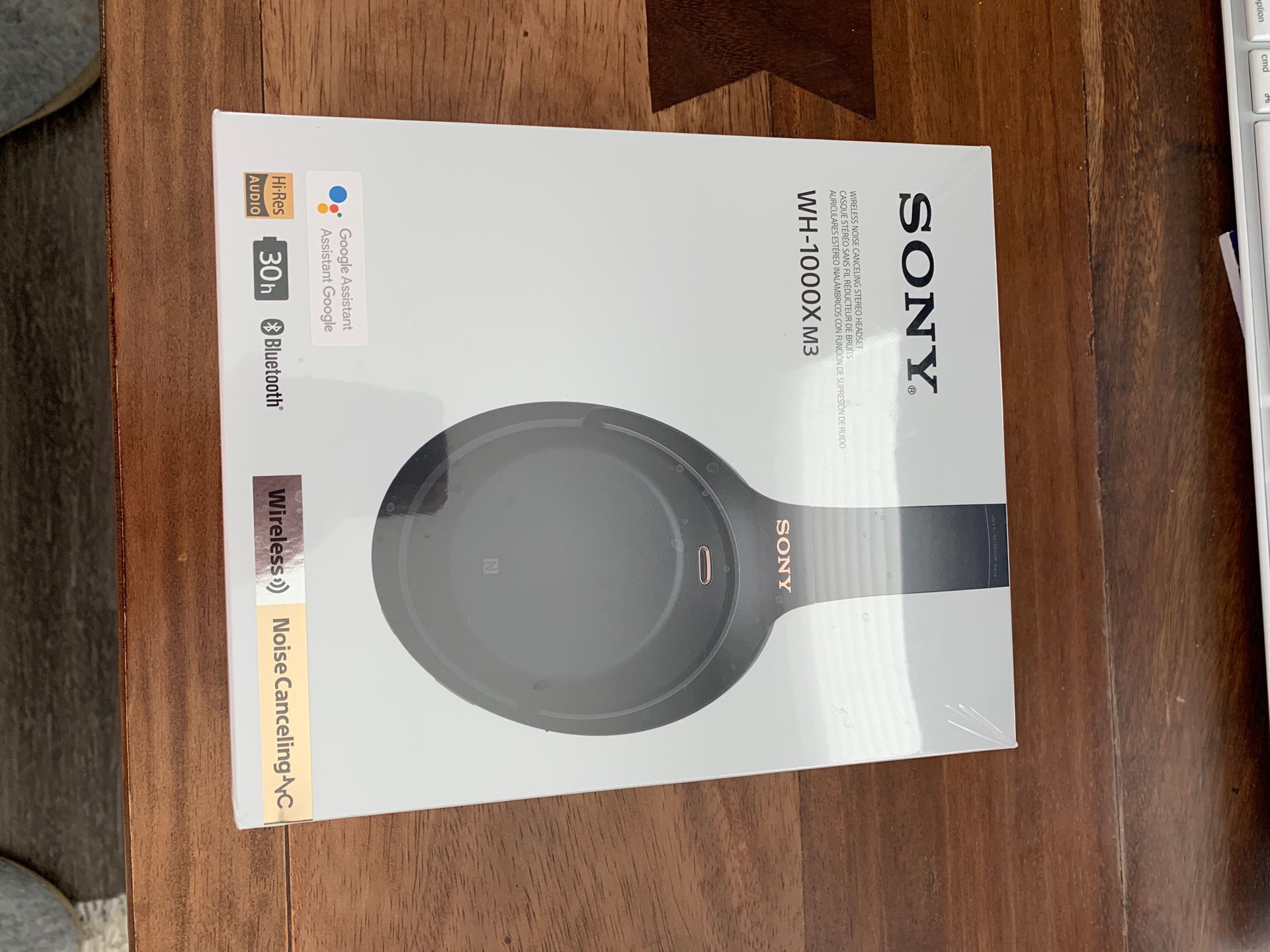 Sony WH-1000XM3 Noise Canceling Headphones