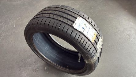 295/35R21 Pirelli ((New))