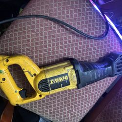 DeWalt 18v Corded VS Reciprocating Saw (1 1/8 Stroke)