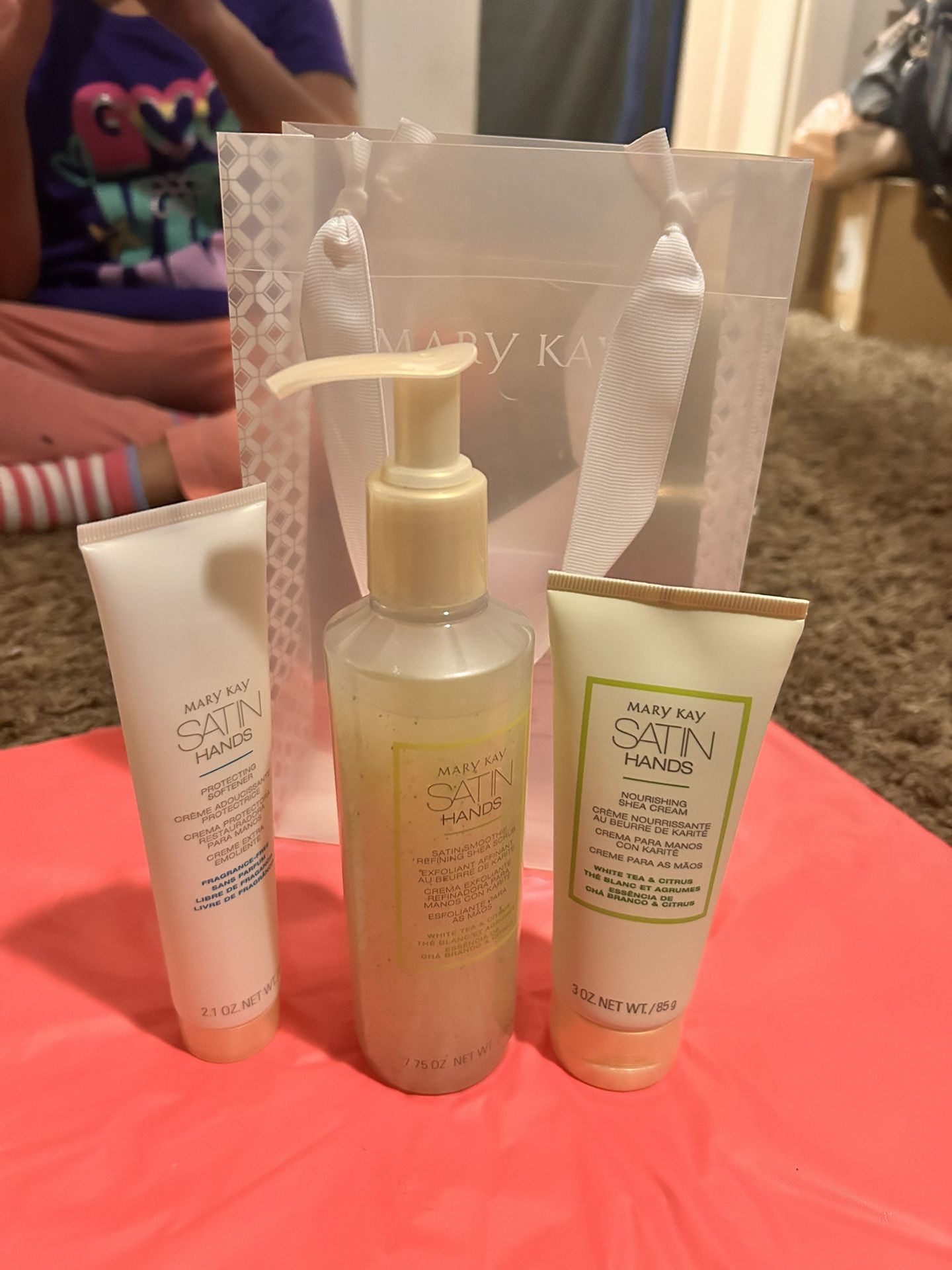Mary Kay Satin Hands 