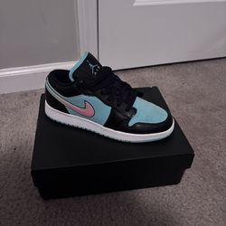 Air Jordan 1 Low – Black/Turquoise/Pink - Size 7