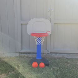 Little Tikes Adjustable Basketball Hoop