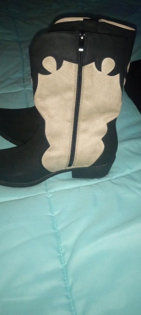 Black And Tan Cowboy Boots 