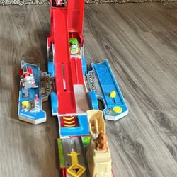 Paw Patrol Toy Hauler Truck Set 