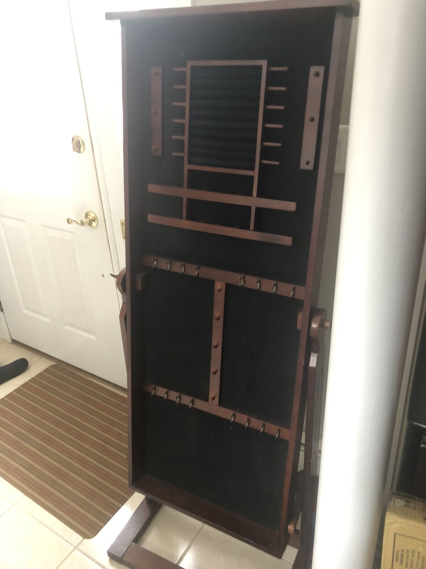 Jewelry Stand