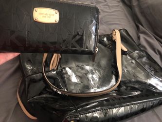 Mickael kors purse