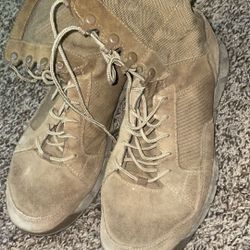 Oakley military grade boots size 7.5 men’s 