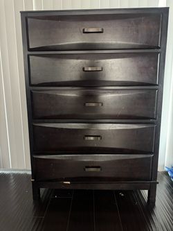 Used 5 Drawer Chest