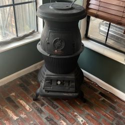 Vogelzang Potbelly Stove. Never used.