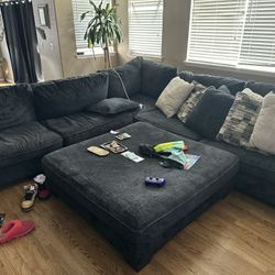 Sectional Couch 