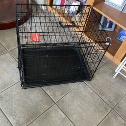 DOG  CAGE New Never been Used. Medium Size 