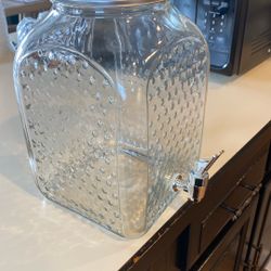 Two Gallon Liquid Dispenser