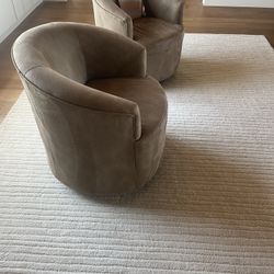 Sitting Chairs