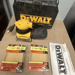 Dewalt Palm Grip Sander DW411 With Extra Pad Sandpaper 