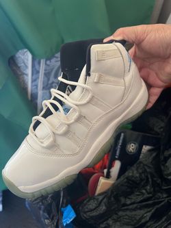 Boys shoes