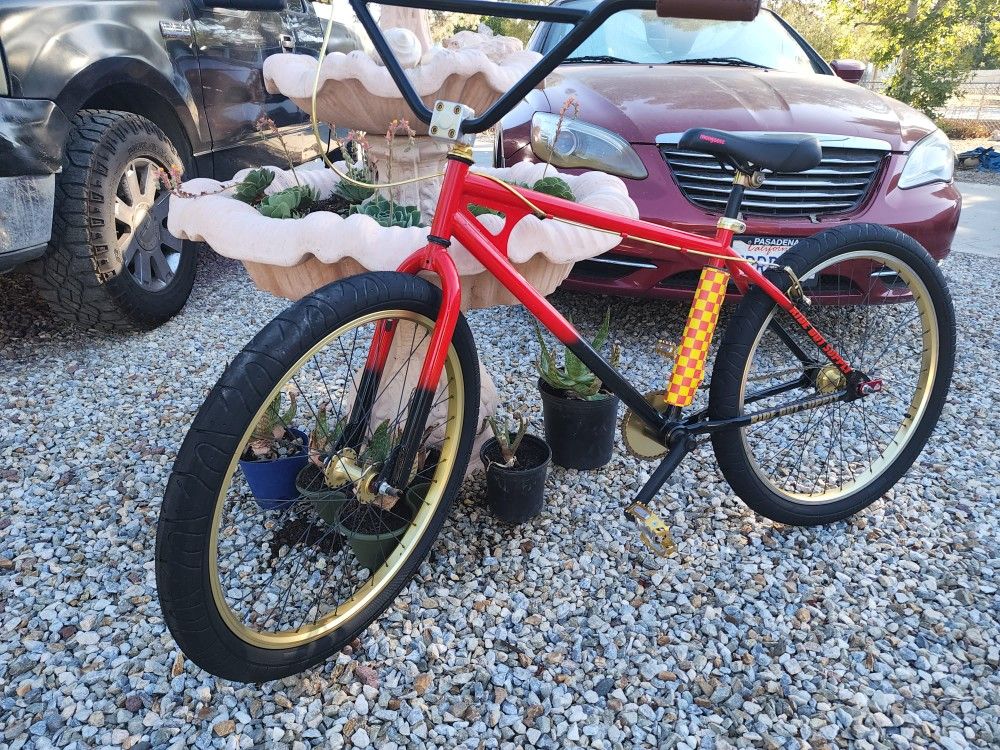 26 Inch Mongoose Grudge BMX