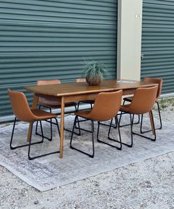 Modern Oak Extension Dining Table Set