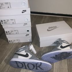 Air Jordan 1 Dior
