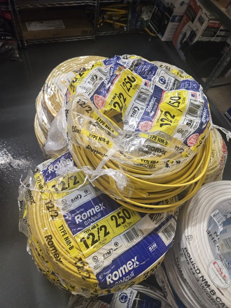 Romex 12-2 250ft for Sale in Los Angeles, CA