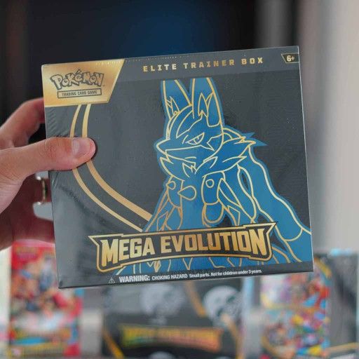 Mega evolutions Elite Trainer Box