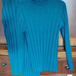 Beautiful Turquoise Knit  Women's Suit 