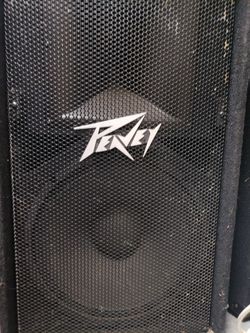 Peavey Speakers (X2)  PV115 