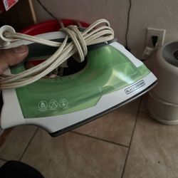 Black Decker Steam Iron 