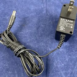 Genuine OEM Netgear AD2015F23 (contact info removed)2-01 12V 0.5A Power Supply AC Adapter