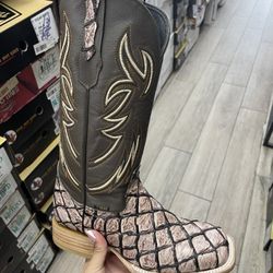 mens western boots