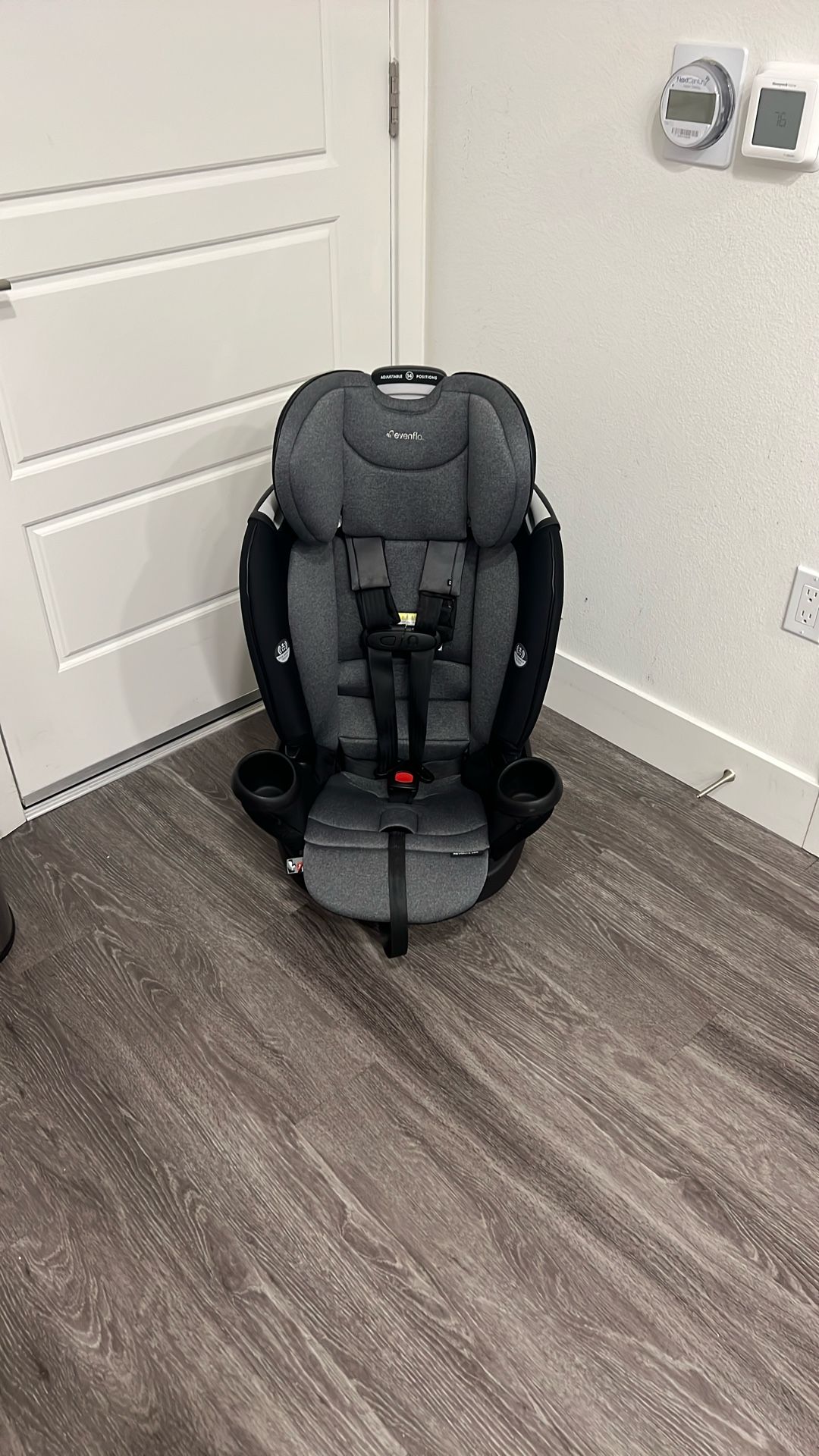 Evenflo REVOLVER 360 Car Seat & Brica Seat Cover