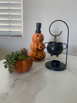 Halloween Decor