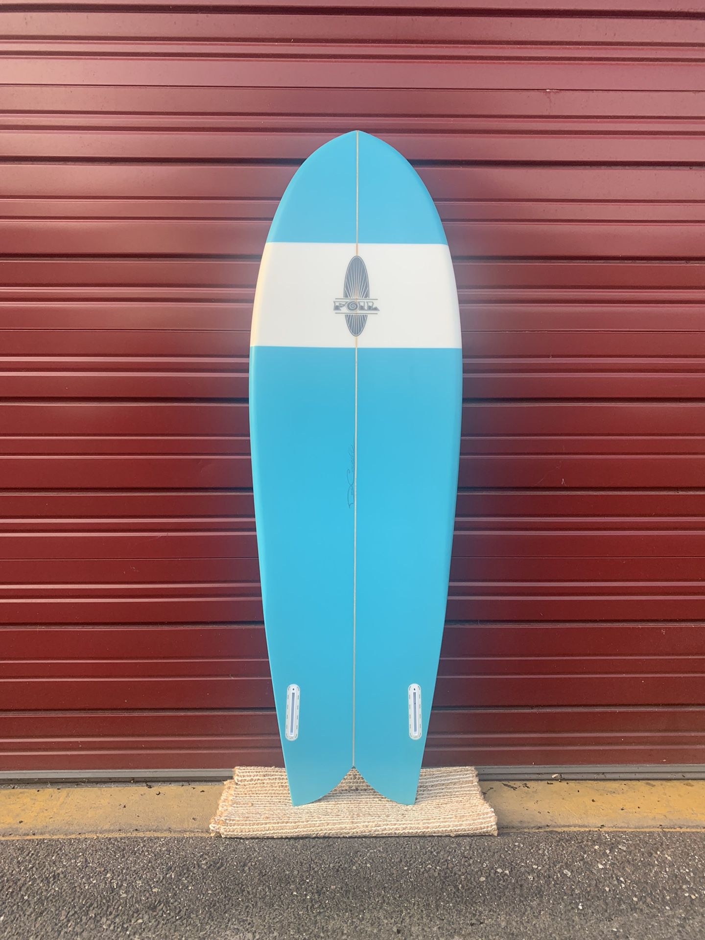 New 5’8” FOIL retro fish surfboard