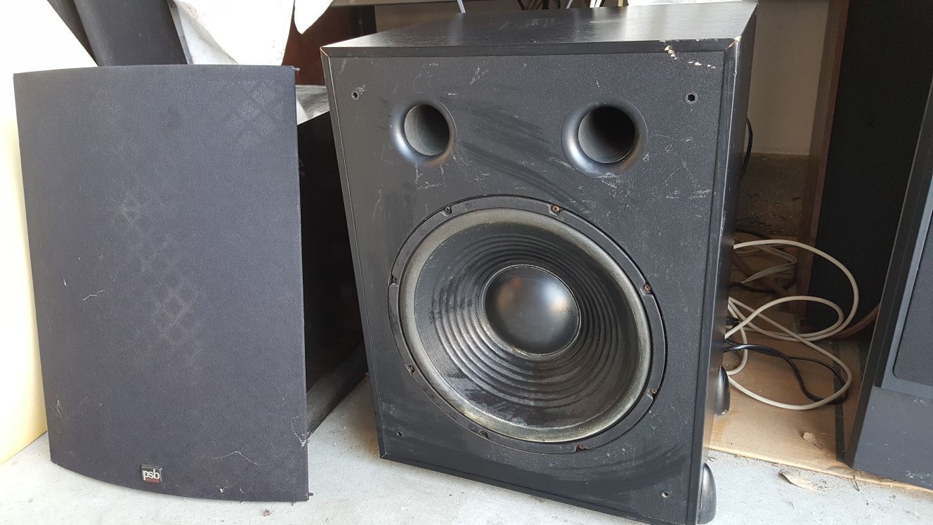 PSB 12 inch powered subwoofer Image SubSonic 6