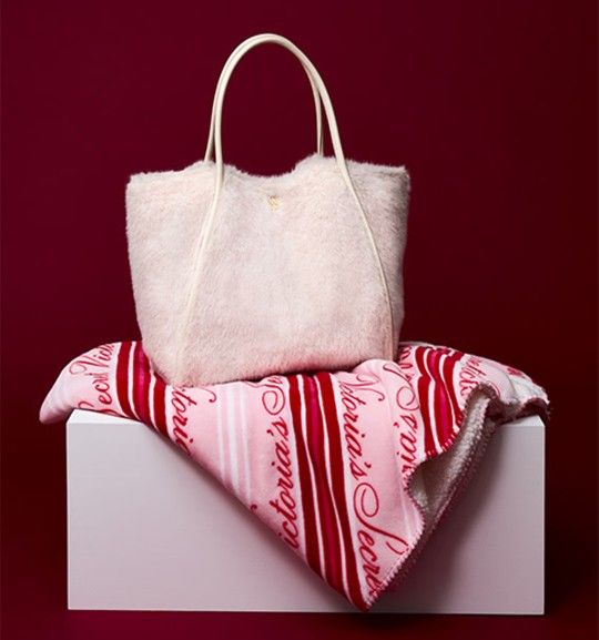 Bolso Y Colcha Victoria Secret